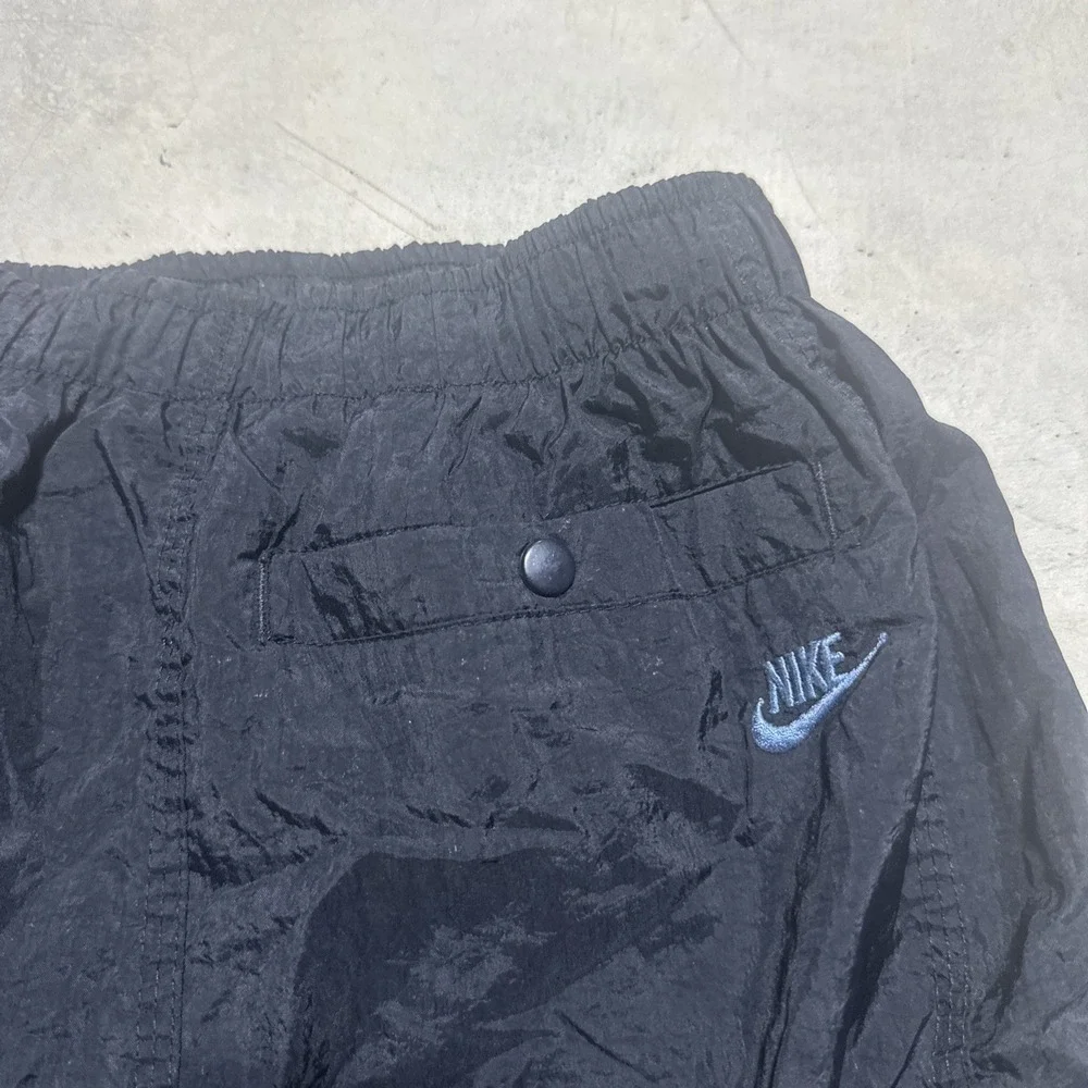 Vintage 1990s Nike ACG Logo Nylon Shorts Black Colorway Baggy SZ M Adult